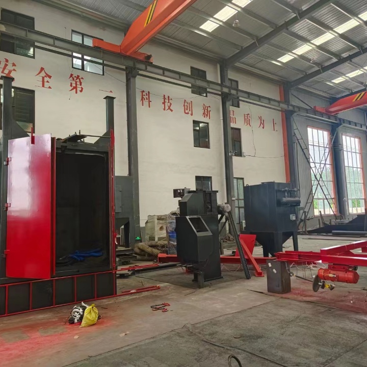 抛丸除锈设备厂家_抛丸除锈机工作视频_化工厂防腐抛丸除锈机