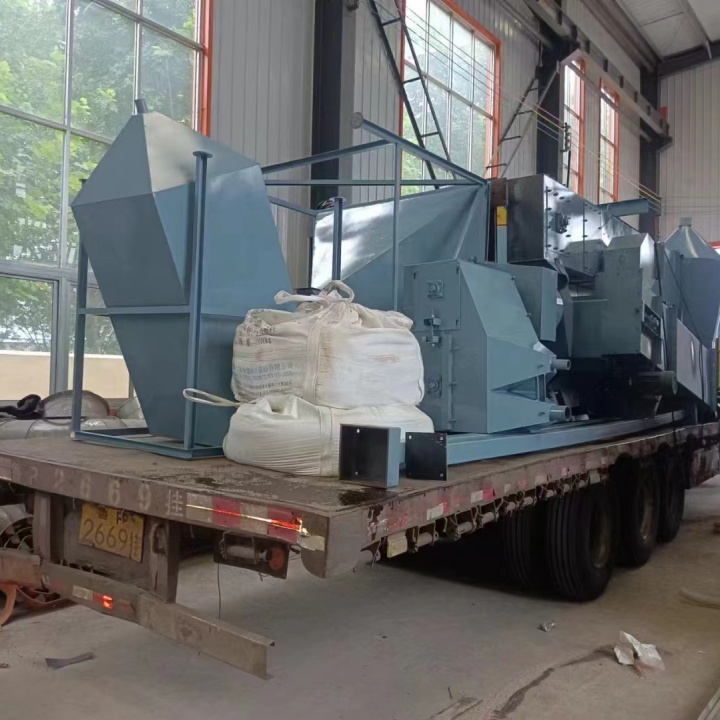 橡胶除锈履带砂式机打磨视频_橡胶履带式打砂除锈机_砂带除锈机设计