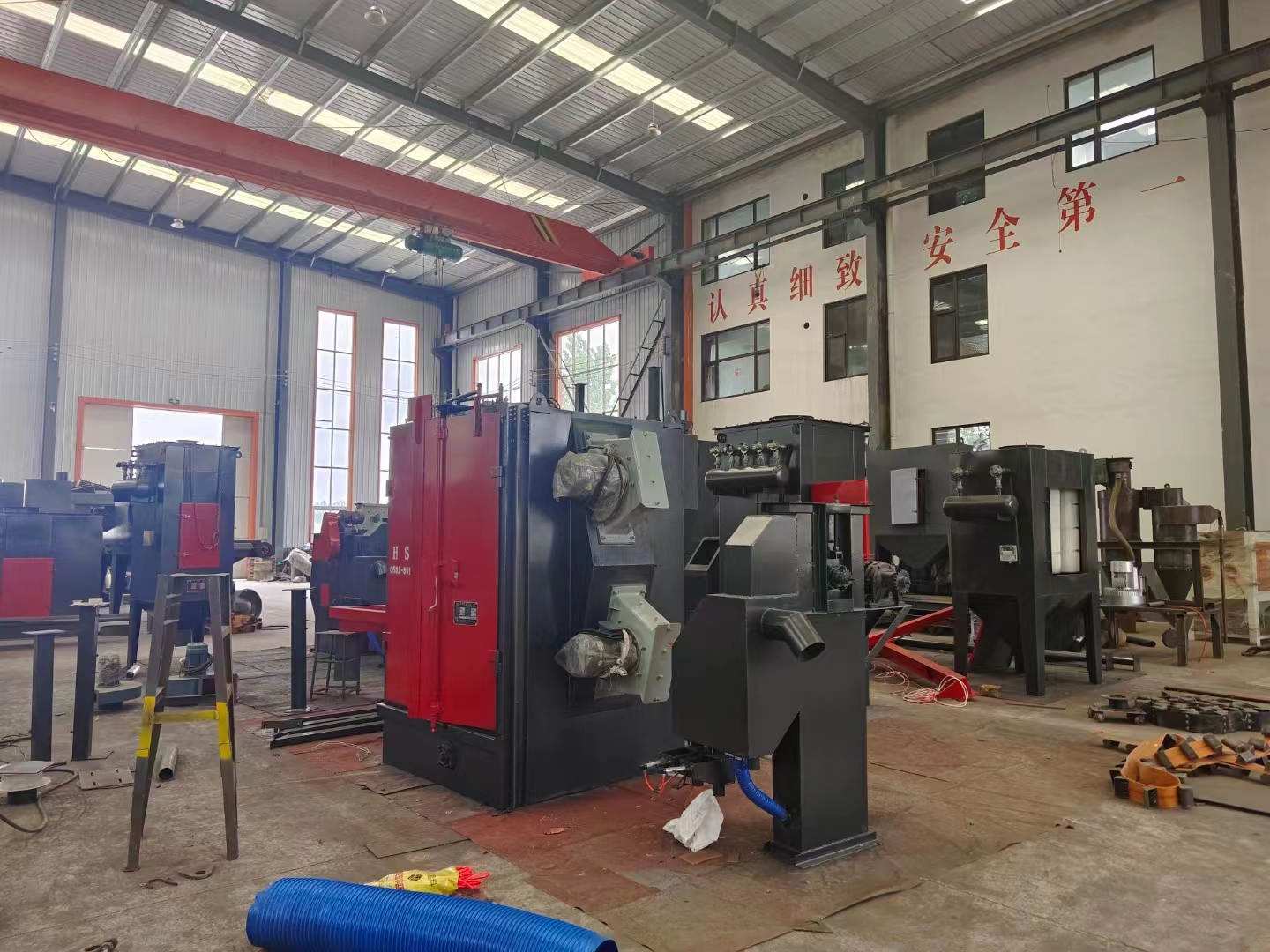 汽车打砂机_车架打砂清理机_清理车架砂机打油视频