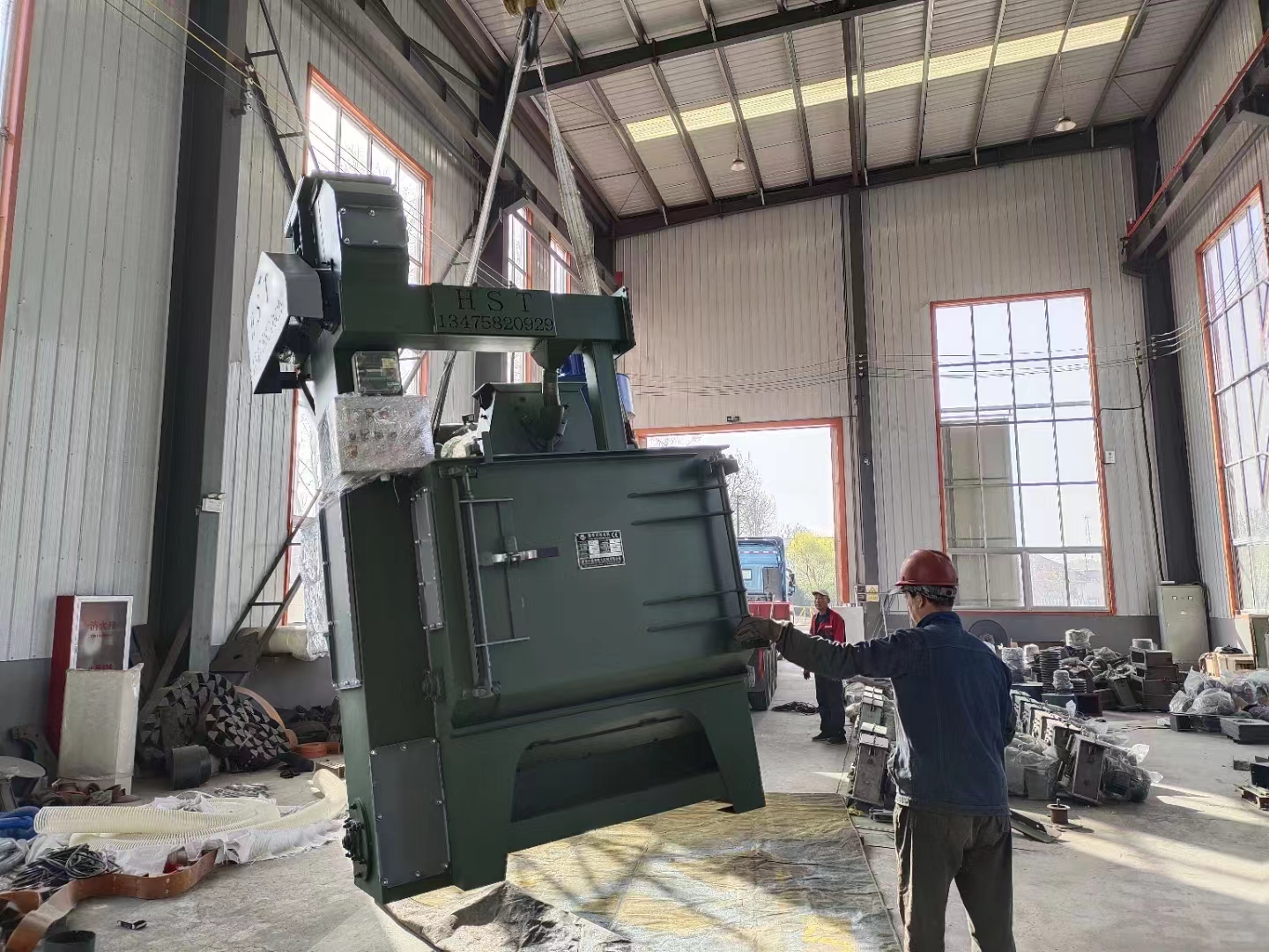 钢板除锈抛丸机_h型钢抛丸除锈机_钢管抛丸除锈机工作视频