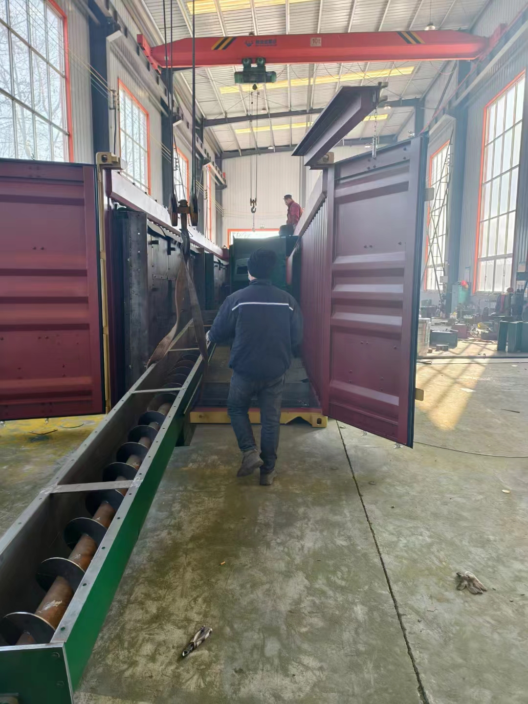 砂轮除锈机_打磨桌椅砂纸_课桌椅打砂除锈机